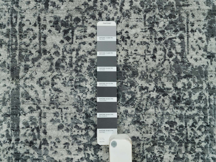 2'0" x 3'0" New Hand Knotted Grey Wool & Silk Rectangle Oriental Rug - MOA10290207
