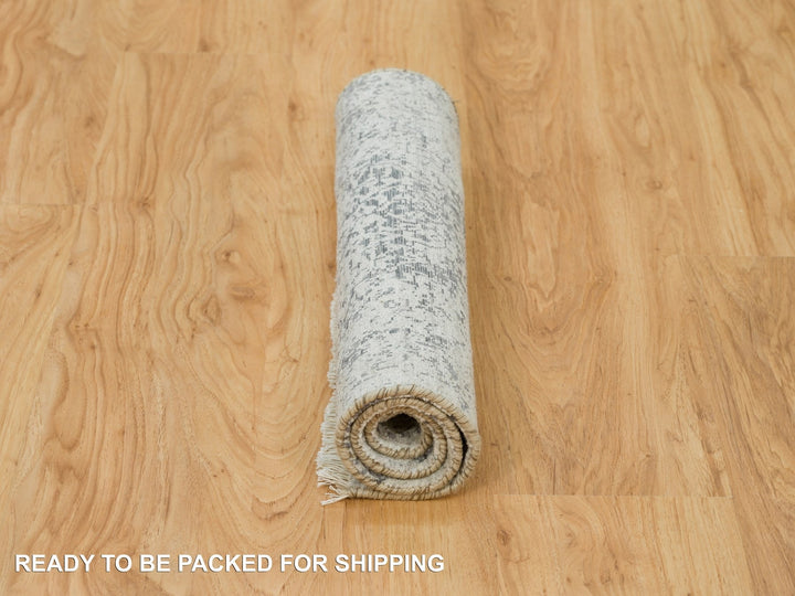 2'0" x 3'0" New Hand Knotted Grey Wool & Silk Rectangle Oriental Rug - MOA10290208