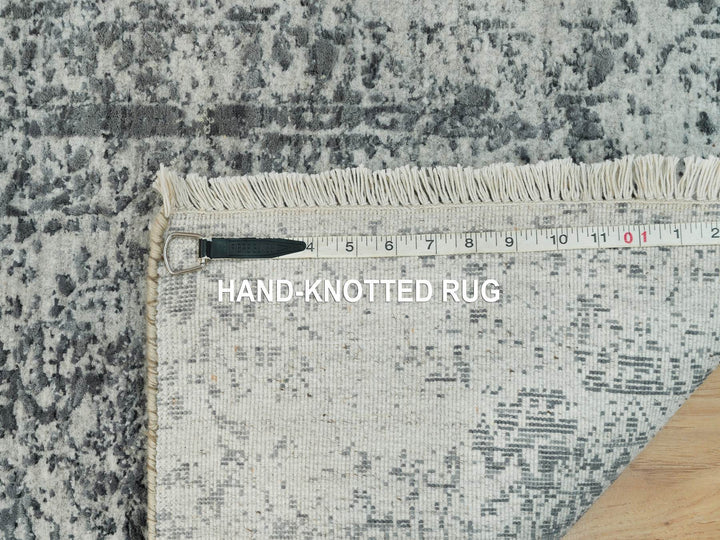 2'0" x 3'0" New Hand Knotted Grey Wool & Silk Rectangle Oriental Rug - MOA10290208