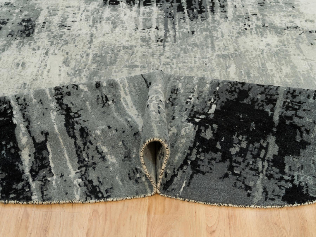 9'10" x 9'10" New Hand Knotted Black Wool & Silk Round Oriental Rug - MOA10290213