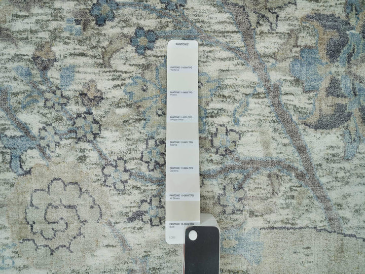 8'1" x 8'1" New Hand Knotted Ivory Wool & Silk Square Oriental Rug - MOA10290226