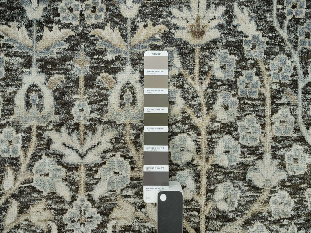 9'10" x 9'10" New Hand Knotted Grey Wool & Silk Round Oriental Rug - MOA10290247