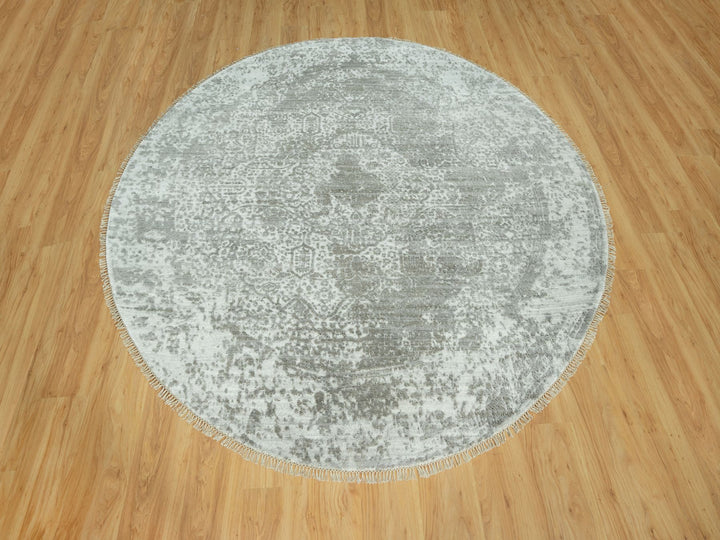 7'10" x 7'10" New Hand Knotted Grey Wool & Silk Round Oriental Rug - MOA10290447