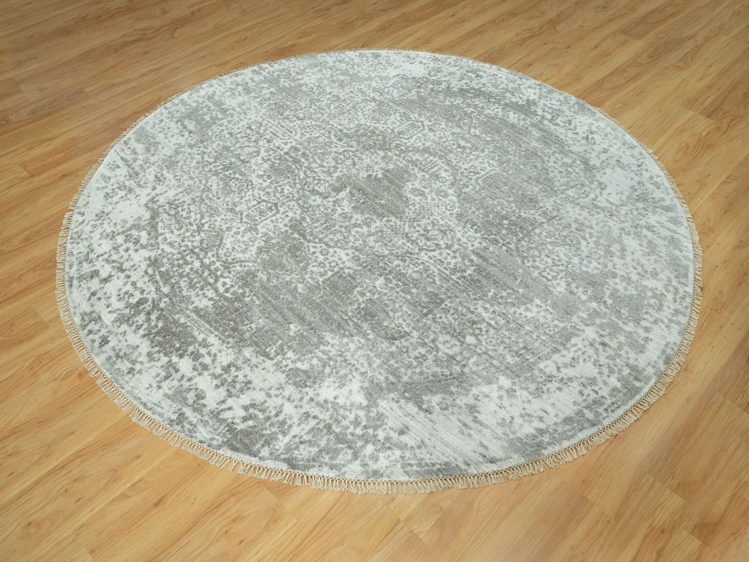7'10" x 7'10" New Hand Knotted Grey Wool & Silk Round Oriental Rug - MOA10290447