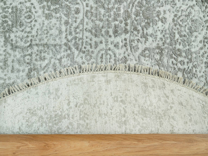 7'10" x 7'10" New Hand Knotted Grey Wool & Silk Round Oriental Rug - MOA10290447