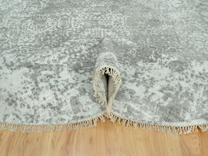 7'10" x 7'10" New Hand Knotted Grey Wool & Silk Round Oriental Rug - MOA10290447