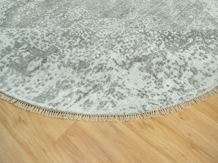 7'10" x 7'10" New Hand Knotted Grey Wool & Silk Round Oriental Rug - MOA10290447