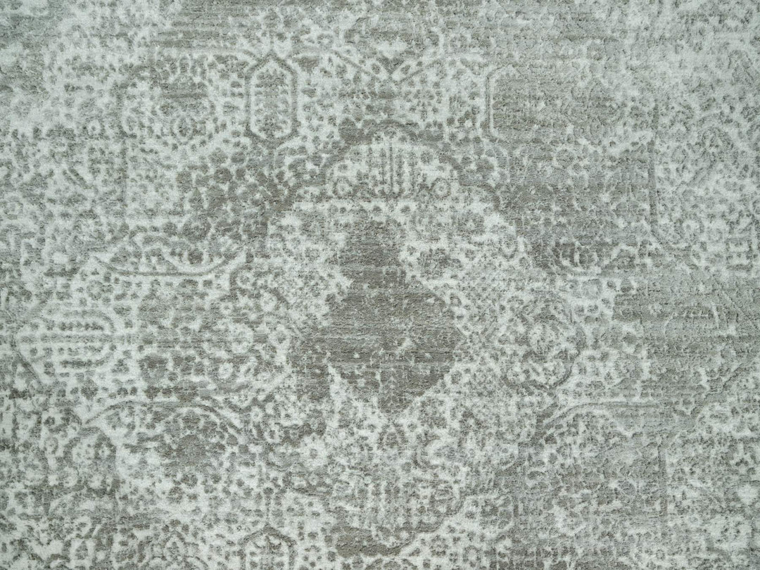 7'10" x 7'10" New Hand Knotted Grey Wool & Silk Round Oriental Rug - MOA10290447