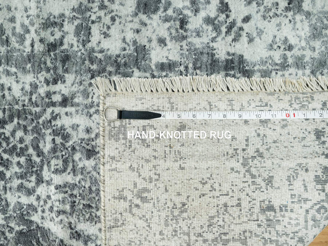2'6" x 15'8" New Hand Knotted Grey Wool & Silk Runner Oriental Rug - MOA10290472
