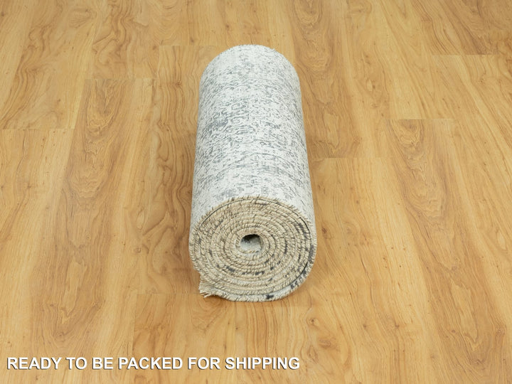 2'6" x 15'8" New Hand Knotted Grey Wool & Silk Runner Oriental Rug - MOA10290473