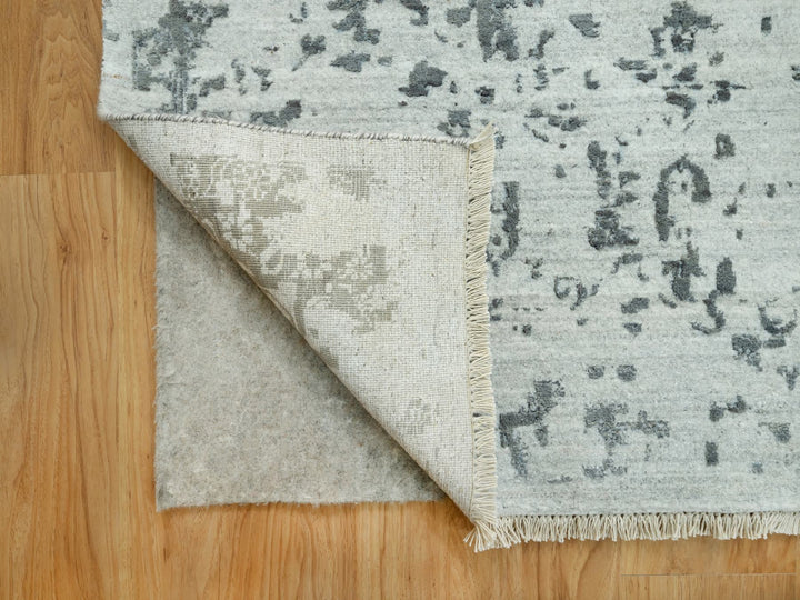 13'9" x 13'10" New Hand Knotted Grey Wool & Silk Square Oriental Rug - MOA10290477