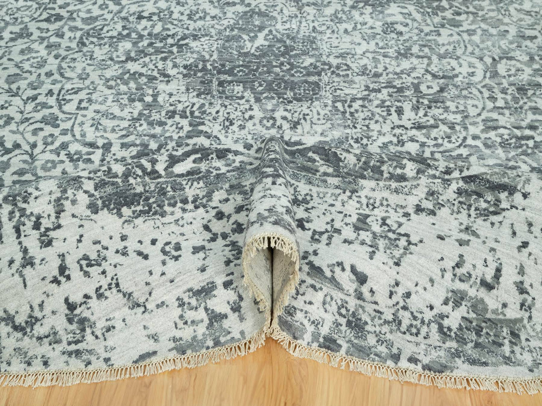 13'10" x 13'10" New Hand Knotted Grey Wool & Silk Round Oriental Rug - MOA10290480