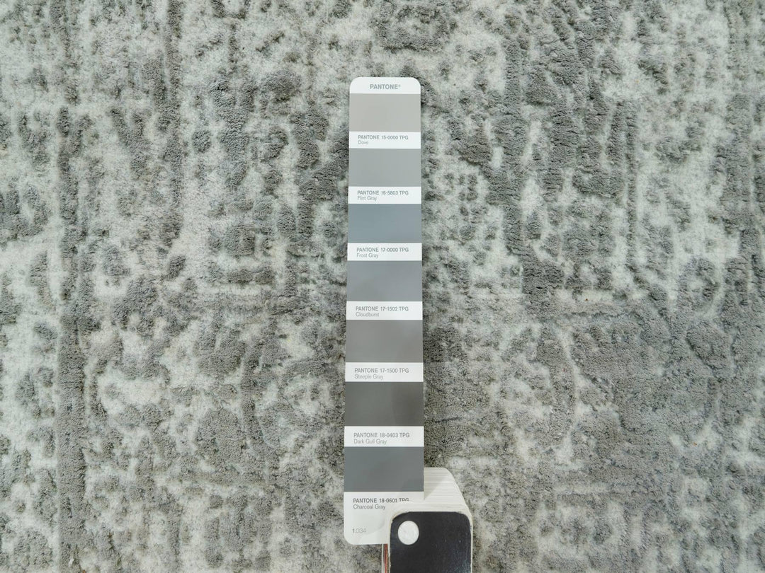 2'0" x 3'2" New Hand Knotted Grey Wool & Silk Rectangle Oriental Rug - MOA10290536