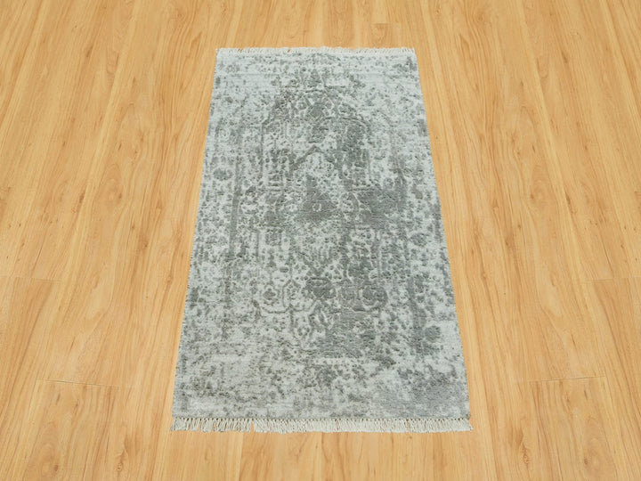 1'11" x 3'2" New Hand Knotted Grey Wool & Silk Rectangle Oriental Rug - MOA10290537