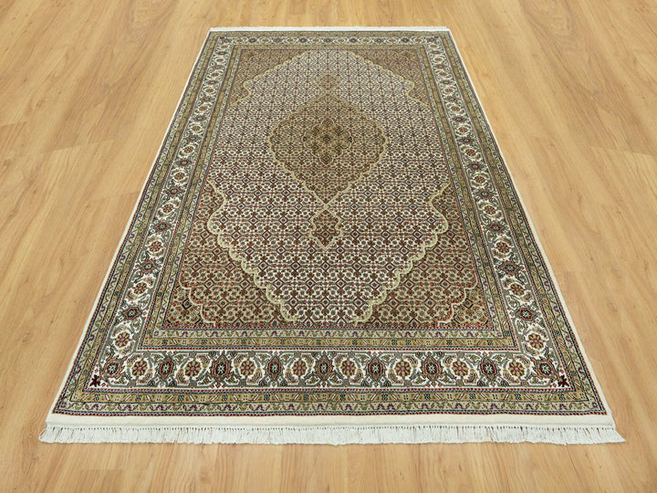 5'10" x 9'2" New Hand Knotted Ivory Wool Rectangle Oriental Rug - MOA10290598