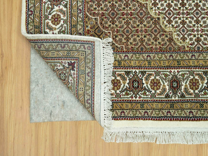 5'10" x 9'2" New Hand Knotted Ivory Wool Rectangle Oriental Rug - MOA10290598