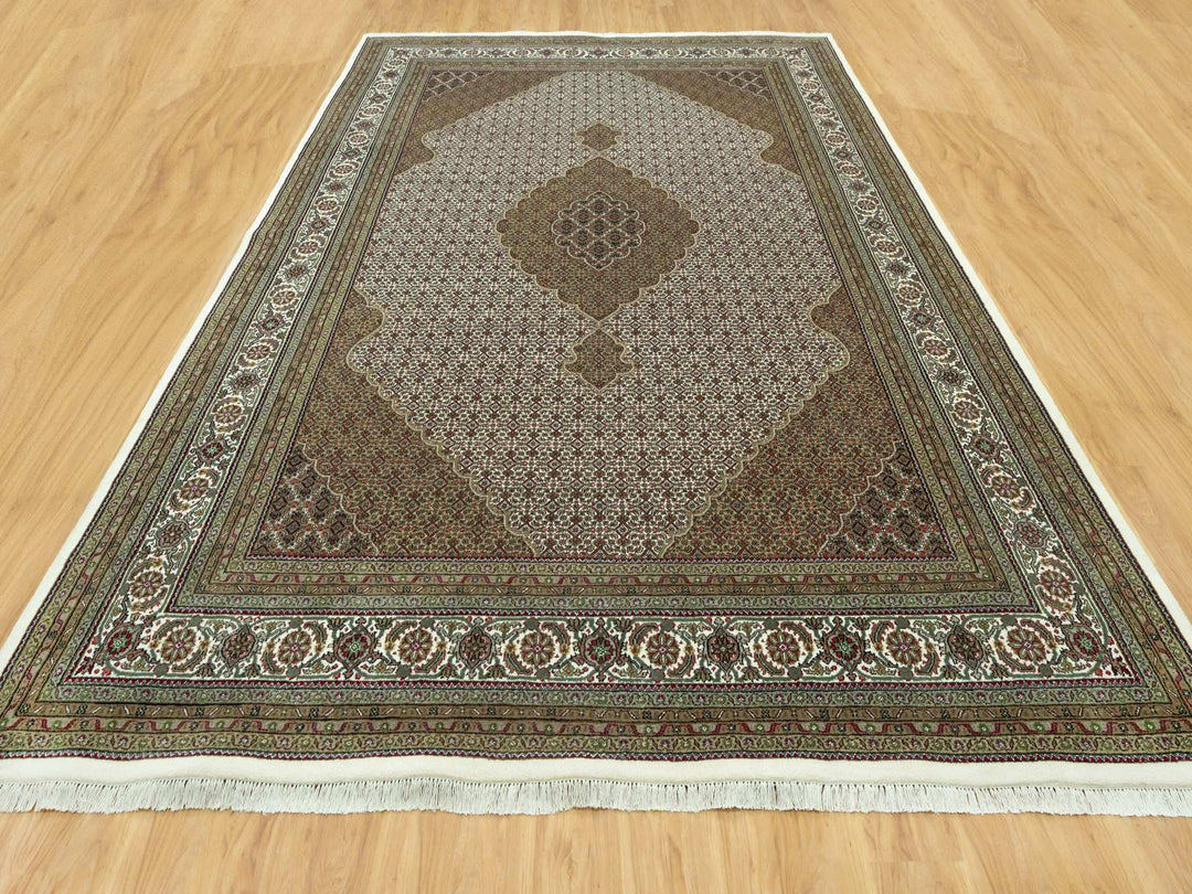 9'10" x 14'0" New Hand Knotted Ivory Wool Rectangle Oriental Rug - MOA10290622