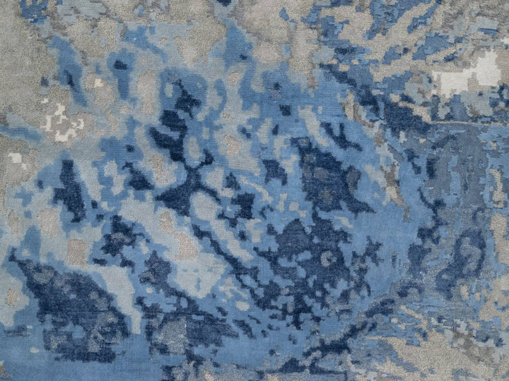 7'9" x 7'9" New Hand Knotted Blue Wool & Silk Round Oriental Rug - MOA10290801