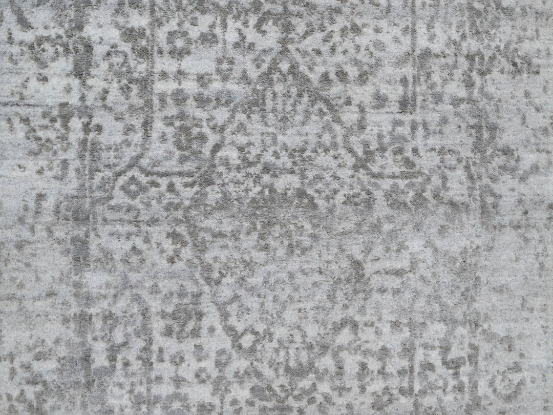 2'7" x 16'0" New Hand Knotted Grey Wool & Silk Runner Oriental Rug - MOA10290817