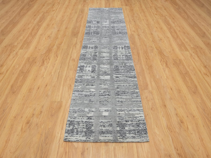 2'6" x 10'0" New Hand Knotted Grey Wool Runner Oriental Rug - MOA10290843