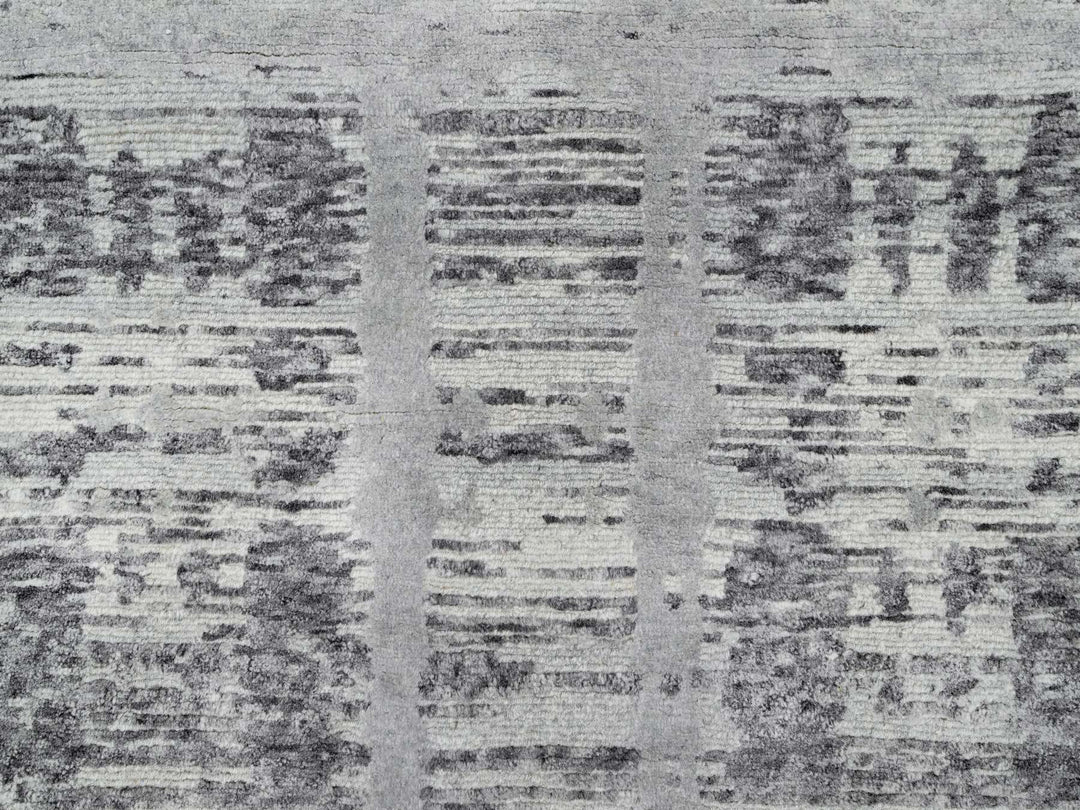 2'6" x 10'0" New Hand Knotted Grey Wool Runner Oriental Rug - MOA10290843