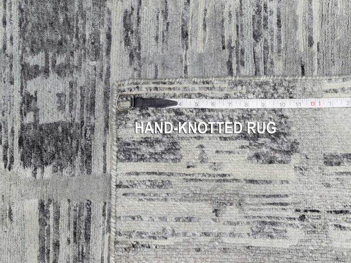 2'6" x 10'0" New Hand Knotted Grey Wool Runner Oriental Rug - MOA10290843