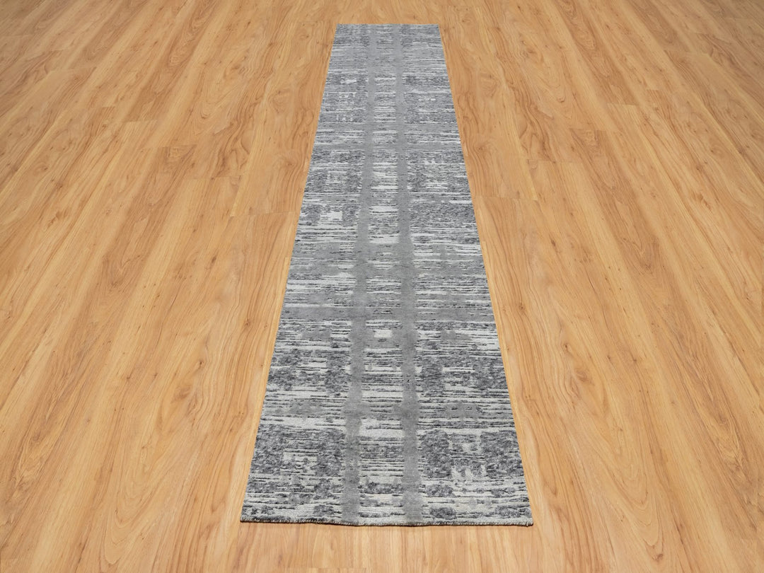 2'6" x 11'8" New Hand Knotted Grey Wool Runner Oriental Rug - MOA10290844