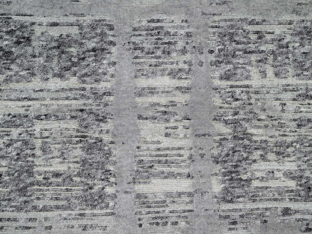2'6" x 11'8" New Hand Knotted Grey Wool Runner Oriental Rug - MOA10290844