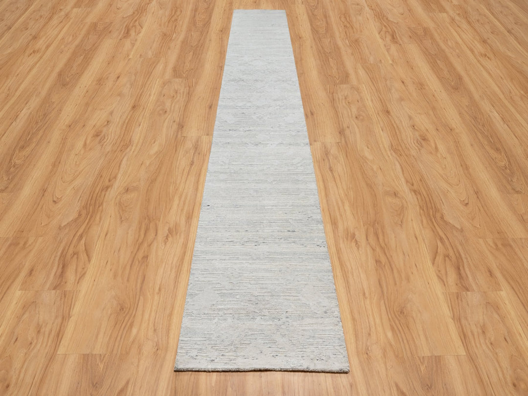 2'6" x 15'9" New Hand Knotted Grey Wool Runner Oriental Rug - MOA10290845