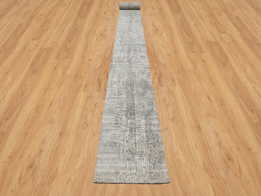 2'6" x 29'9" New Hand Knotted Grey Wool Runner Oriental Rug - MOA10290848