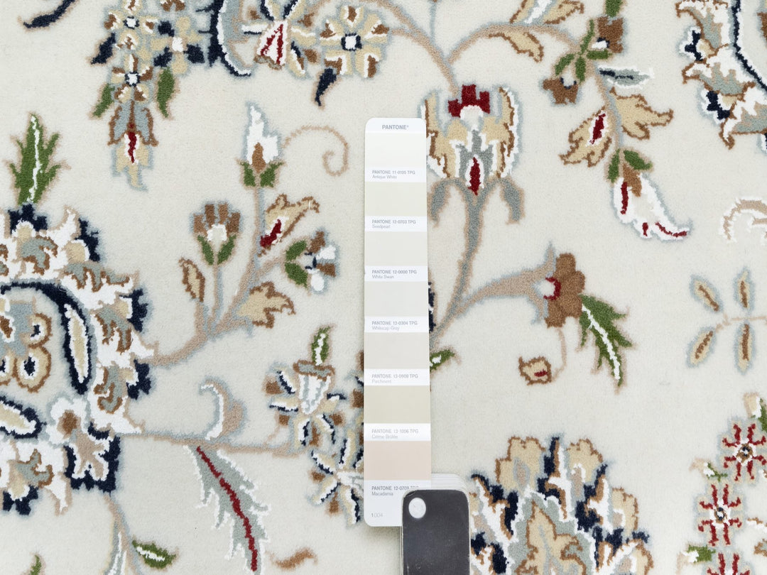 9'9" x 13'9" New Hand Knotted Ivory Wool & Silk Rectangle Oriental Rug - MOA10290871