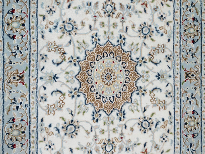 2'8" x 8'3" New Hand Knotted Ivory Wool & Silk Runner Oriental Rug - MOA10290881