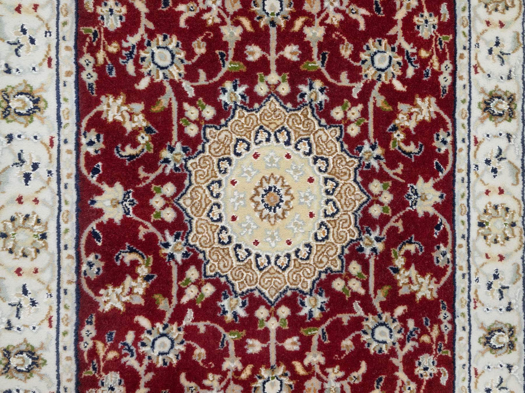 2'8" x 6'8" New Hand Knotted Red Wool & Silk Runner Oriental Rug - MOA10290882