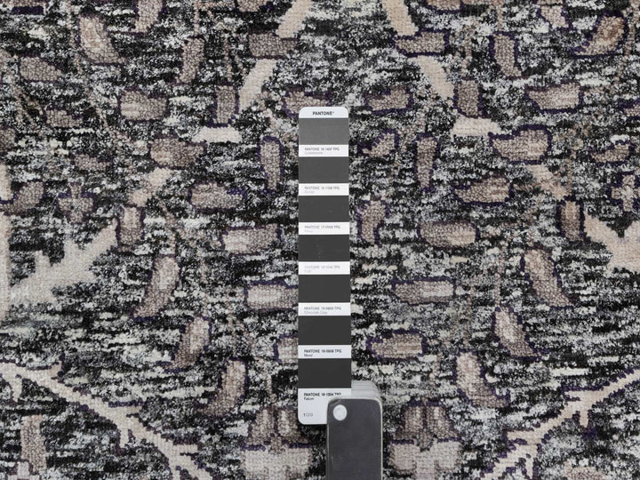 9'11" x 13'10" New Hand Knotted Black Wool & Silk Rectangle Oriental Rug - MOA10290948