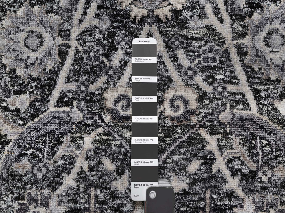 1'11" x 3'0" New Hand Knotted Black Wool & Silk Rectangle Oriental Rug - MOA10290949