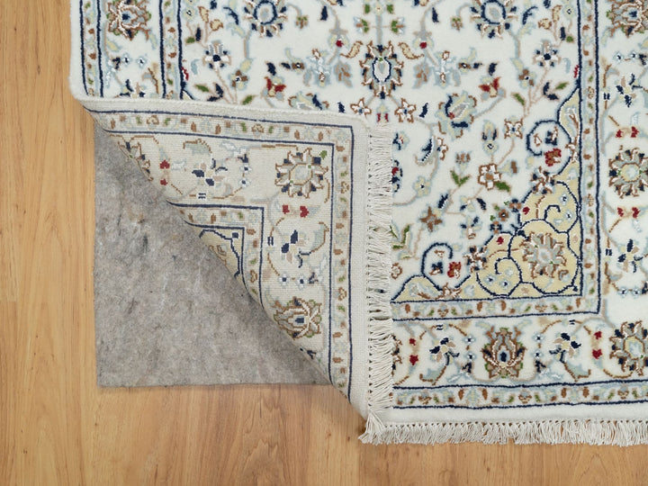 2'8" x 17'8" New Hand Knotted Ivory Wool & Silk Runner Oriental Rug - MOA10290974