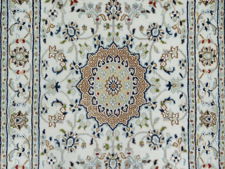 2'8" x 17'8" New Hand Knotted Ivory Wool & Silk Runner Oriental Rug - MOA10290974