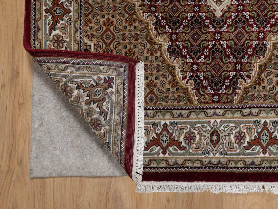 4'0" x 6'2" New Hand Knotted Red Wool Rectangle Oriental Rug - MOA10290983