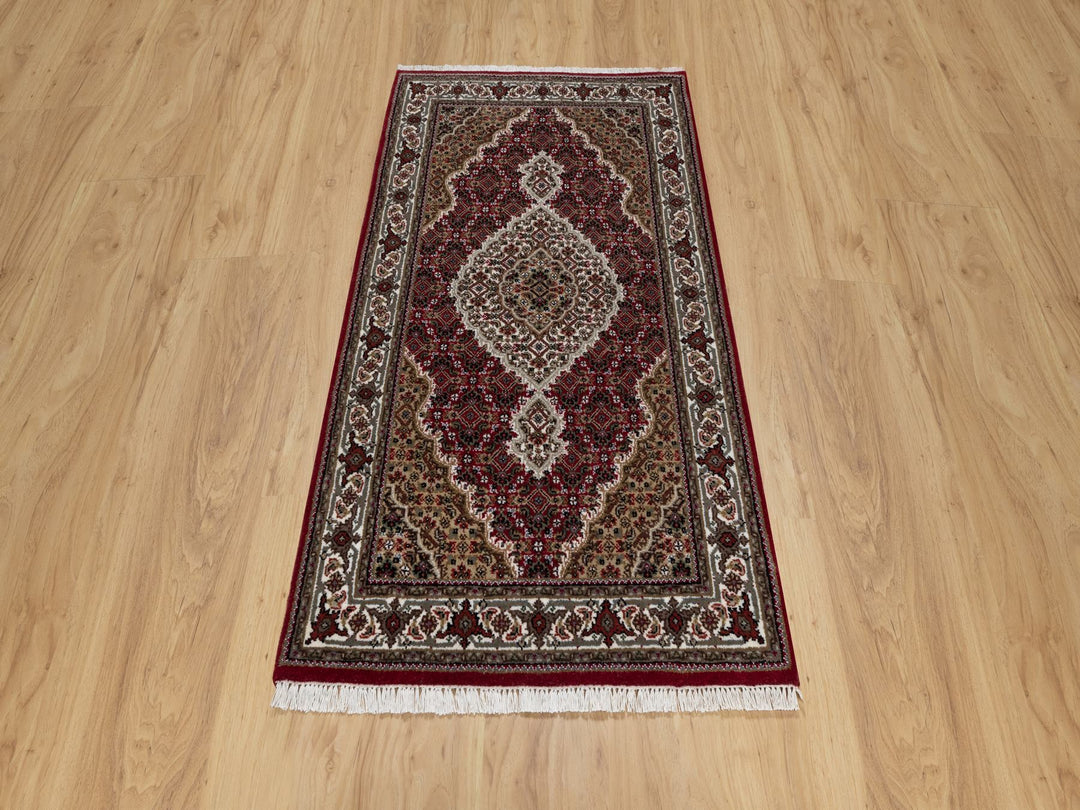 2'10" x 5'1" New Hand Knotted Red Wool Rectangle Oriental Rug - MOA10290984
