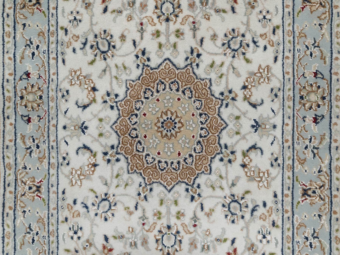 2'5" x 10'0" New Hand Knotted Ivory Wool & Silk Runner Oriental Rug - MOA10291013