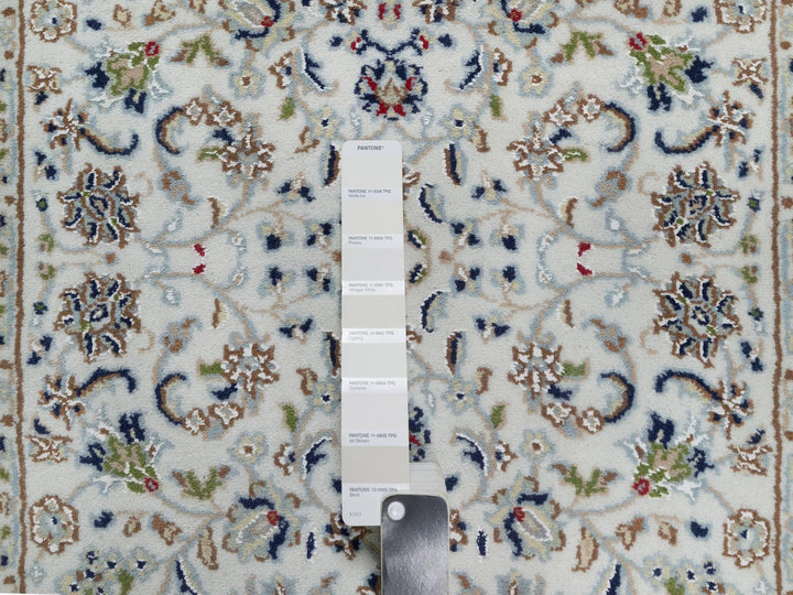 2'8" x 14'0" New Hand Knotted Ivory Wool & Silk Runner Oriental Rug - MOA10291015