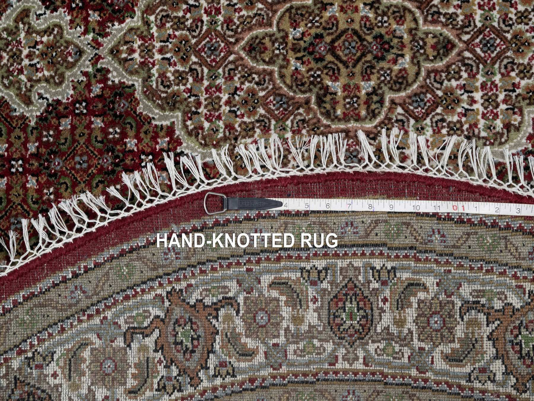 6'0" x 6'0" New Hand Knotted Red Wool Round Oriental Rug - MOA10291023