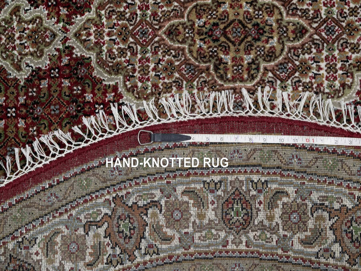 6'0" x 6'0" New Hand Knotted Red Wool Round Oriental Rug - MOA10291023