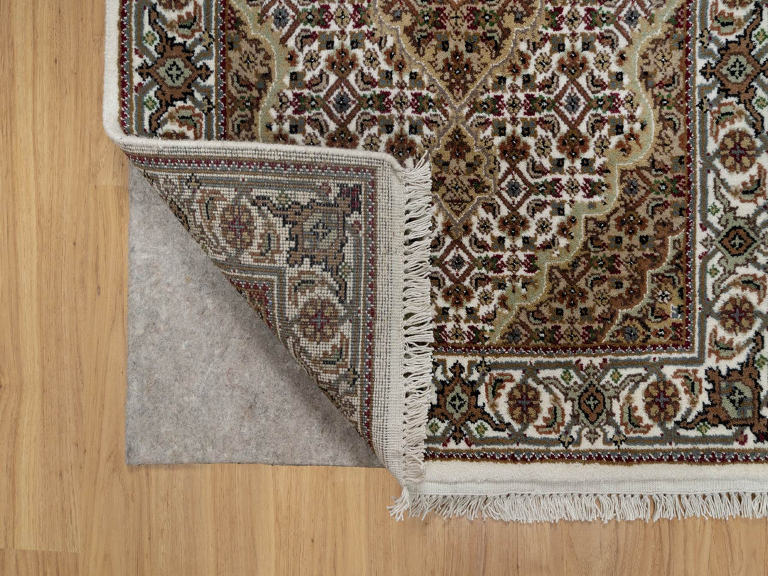 2'10" x 8'0" New Hand Knotted Ivory Wool Runner Oriental Rug - MOA10291025