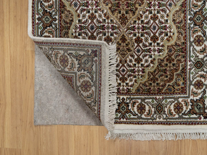 2'10" x 8'0" New Hand Knotted Ivory Wool Runner Oriental Rug - MOA10291025