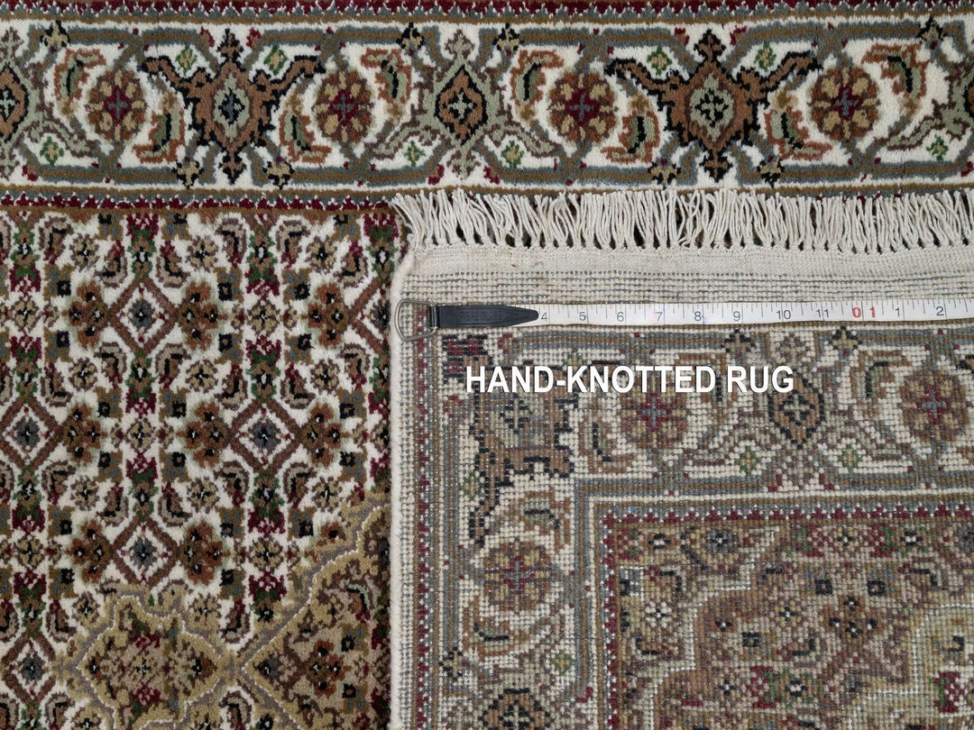 2'10" x 8'0" New Hand Knotted Ivory Wool Runner Oriental Rug - MOA10291025