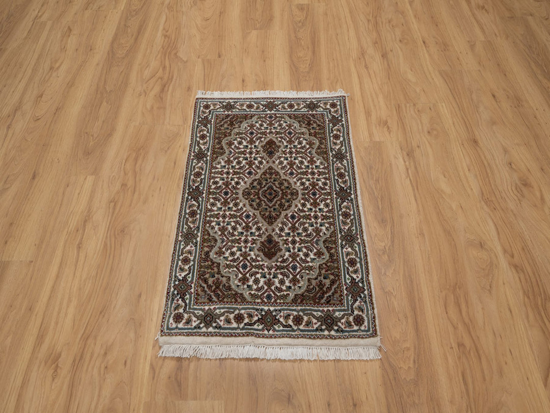 2'0" x 3'0" New Hand Knotted Ivory Wool Rectangle Oriental Rug - MOA10291030