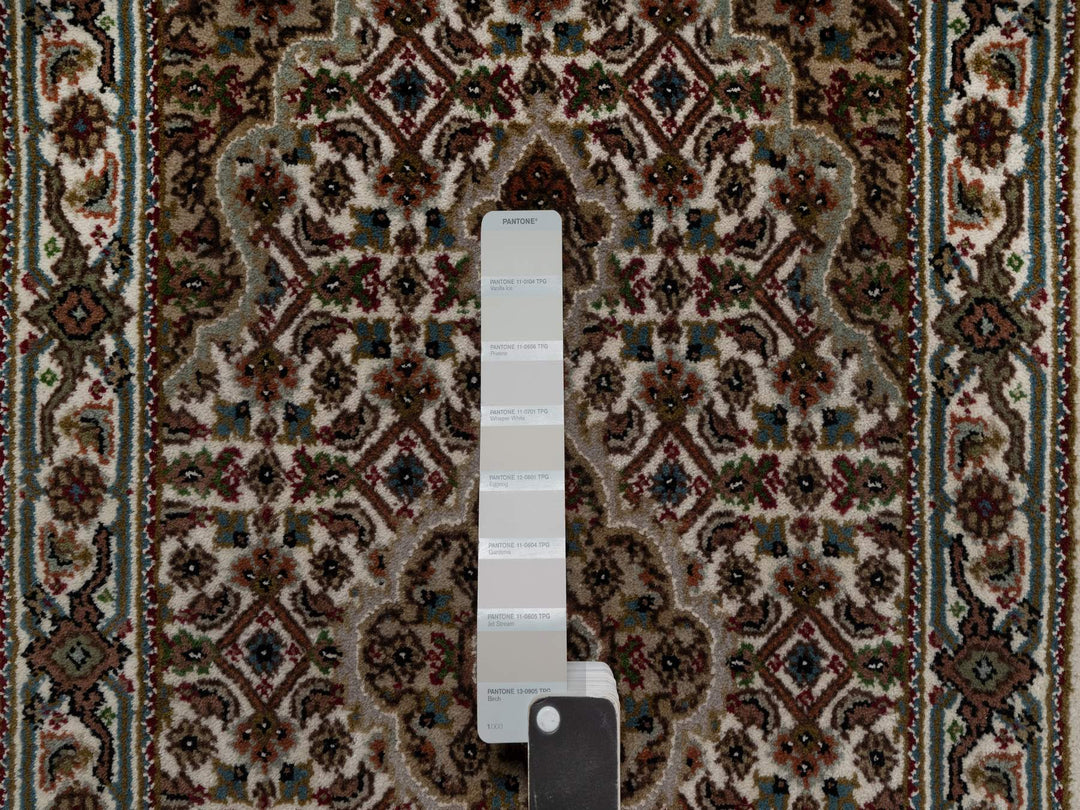 2'0" x 3'0" New Hand Knotted Ivory Wool Rectangle Oriental Rug - MOA10291030
