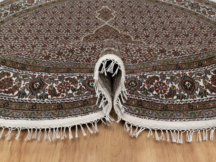 7'6" x 7'6" New Hand Knotted Ivory Wool Round Oriental Rug - MOA10291042