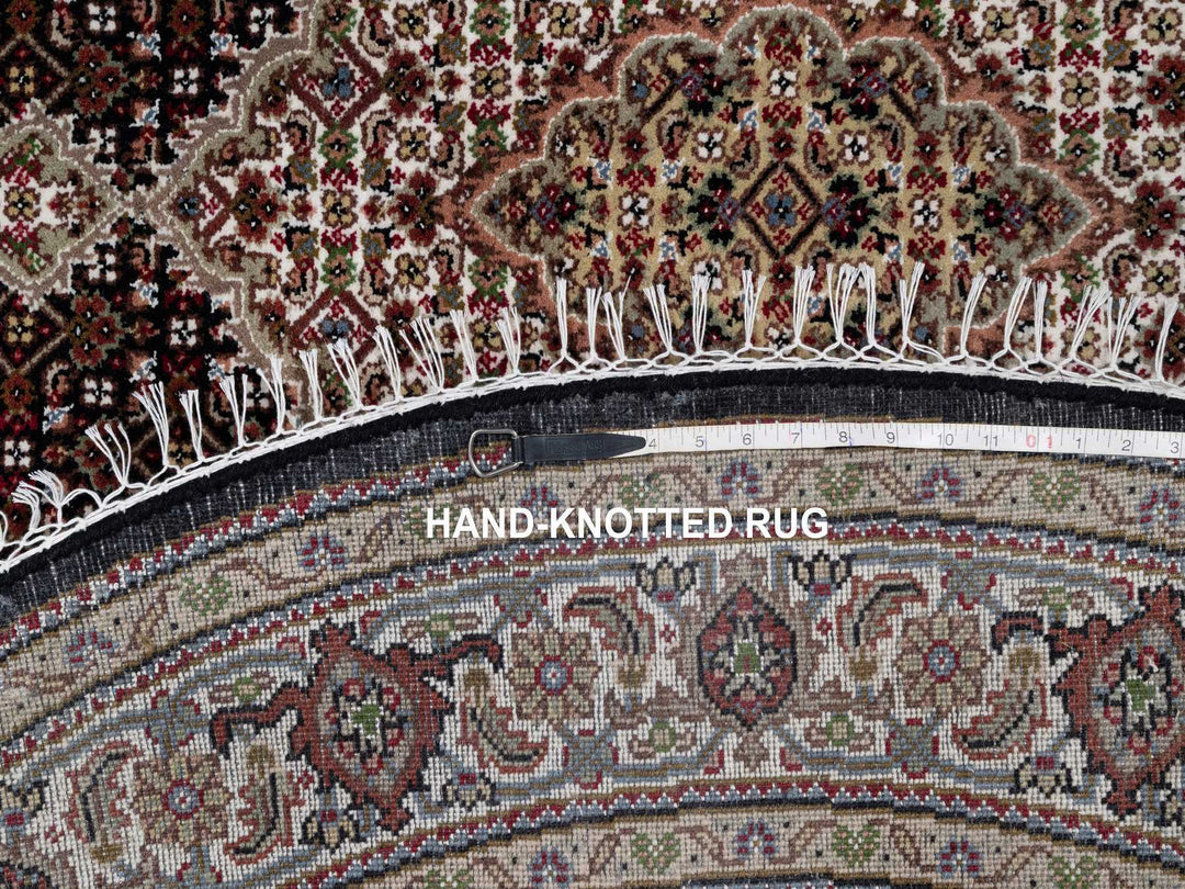 6'0" x 6'0" New Hand Knotted Black Wool Round Oriental Rug - MOA10291043